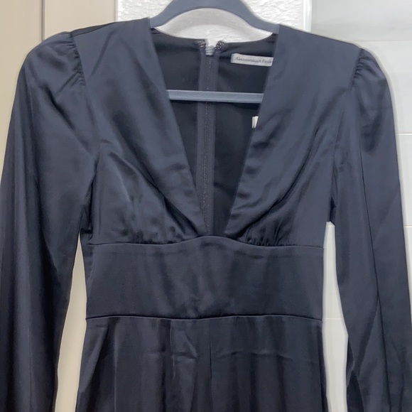NWT Abercrombie and Fitch Long Sleeve Satin Plunge Mini Dress - Picture 3 of 8